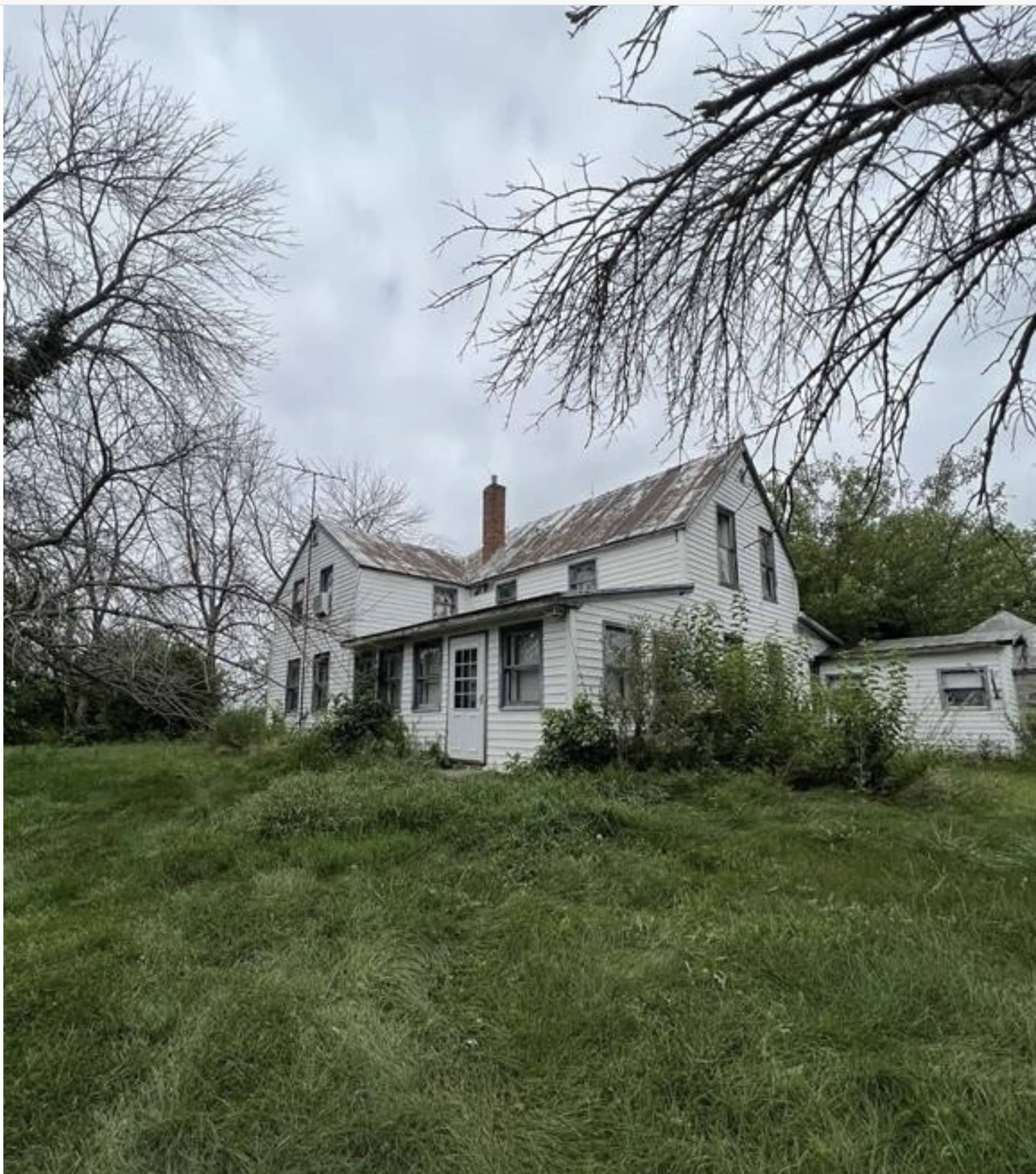 Fixer Upper Farmhouse For Sale W Barns And Pond On Acres