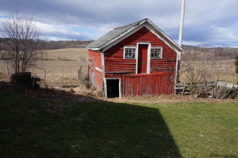 c.1817 Farmhouse For Sale w/110 Acres, Barn, Outbuildings, Pond