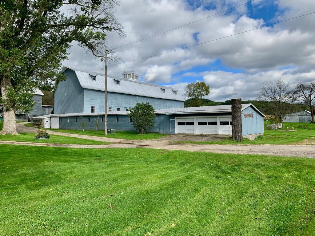 small hobby farms for sale in wisconsin