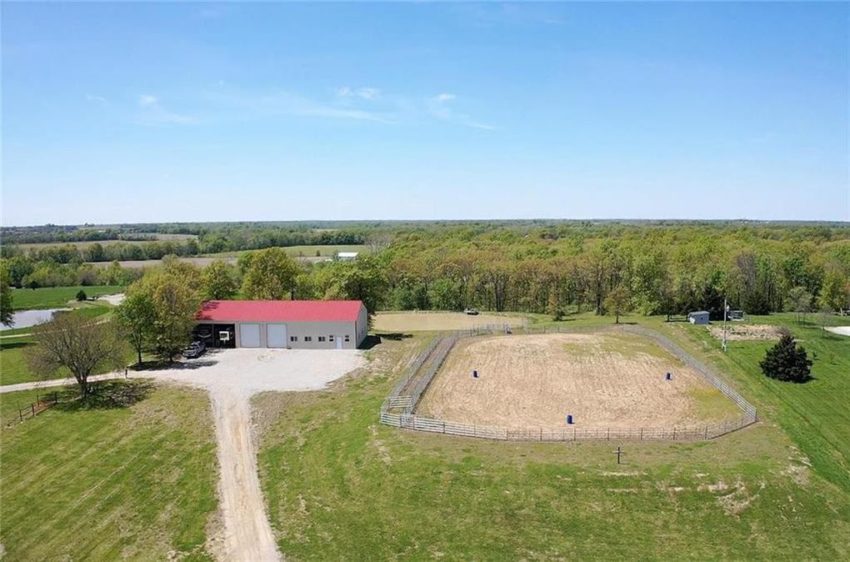 c.1920 Renovated Farmhouse For Sale w/Barn, Outbuildings, Pasture
