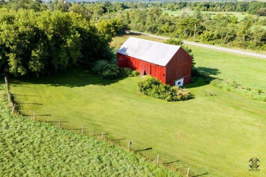 c.1890 Movein Ready Farmhouse With Barn/Pasture And Pool on 46.2 Acres