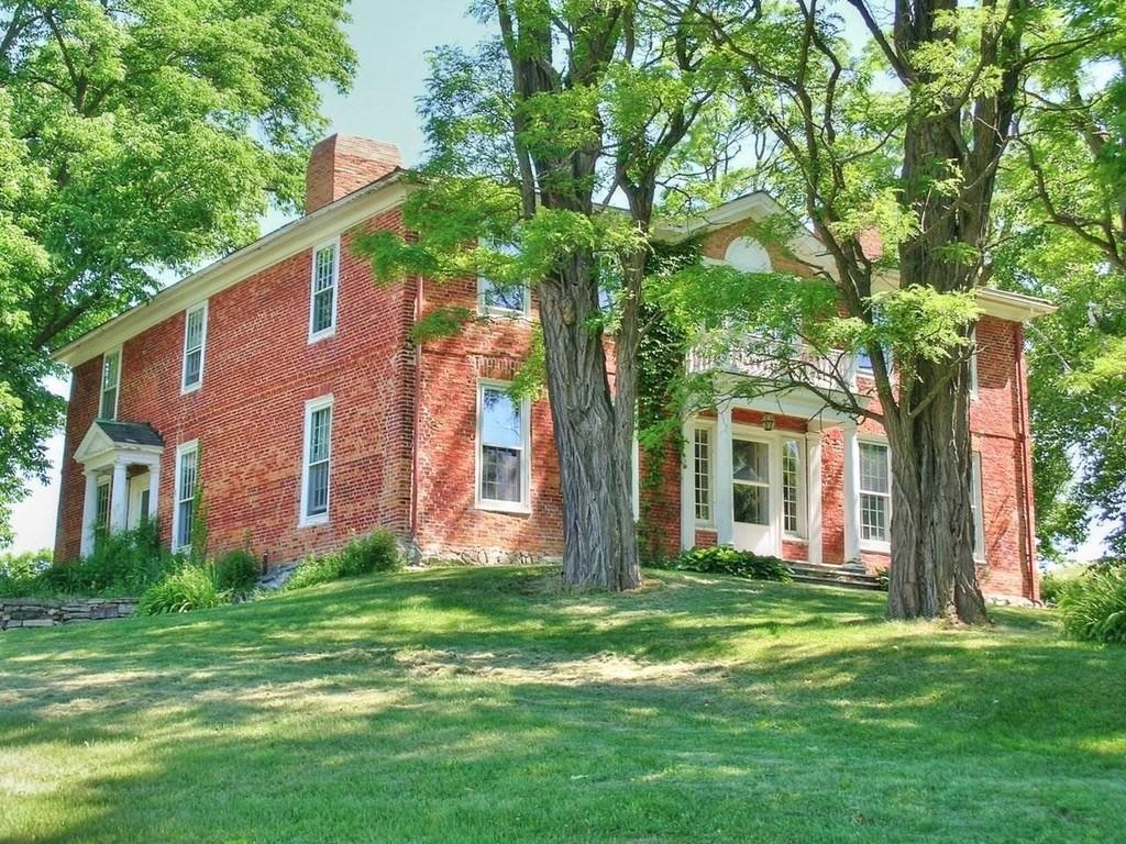 c.1787 Movein Ready Federal Brick Farmhouse w/Barns, Outbuildings, 10