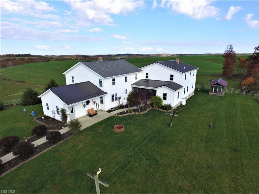 Amish farmstead for sale