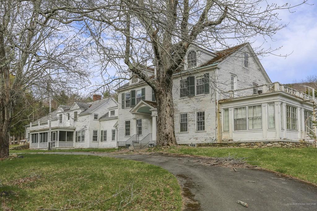 C Fixer Upper Colonial Farm House For Sale W Barns And Outbuildings On Acres Camden Me