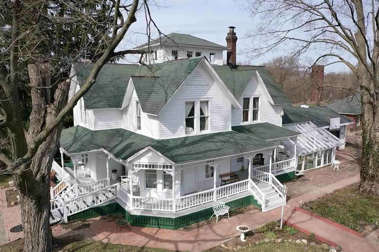 Circa 1865 Historic Victorian Farmhouse For Sale W Barn Green Houses   12030mi 