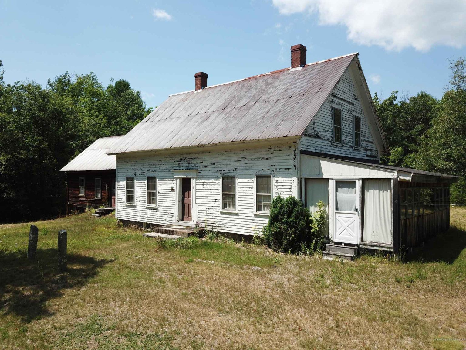 Fixer Upper Off-Grid Farmhouse For Sale on 10.3 Acres Newfield, ME ...