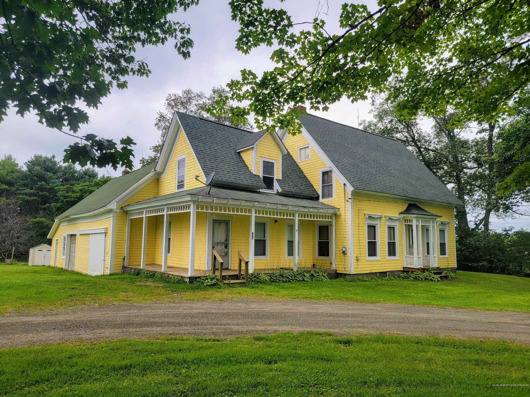 circa-1900-maine-farmhouse-for-sale-w-garage-and-outbuildings-on-2