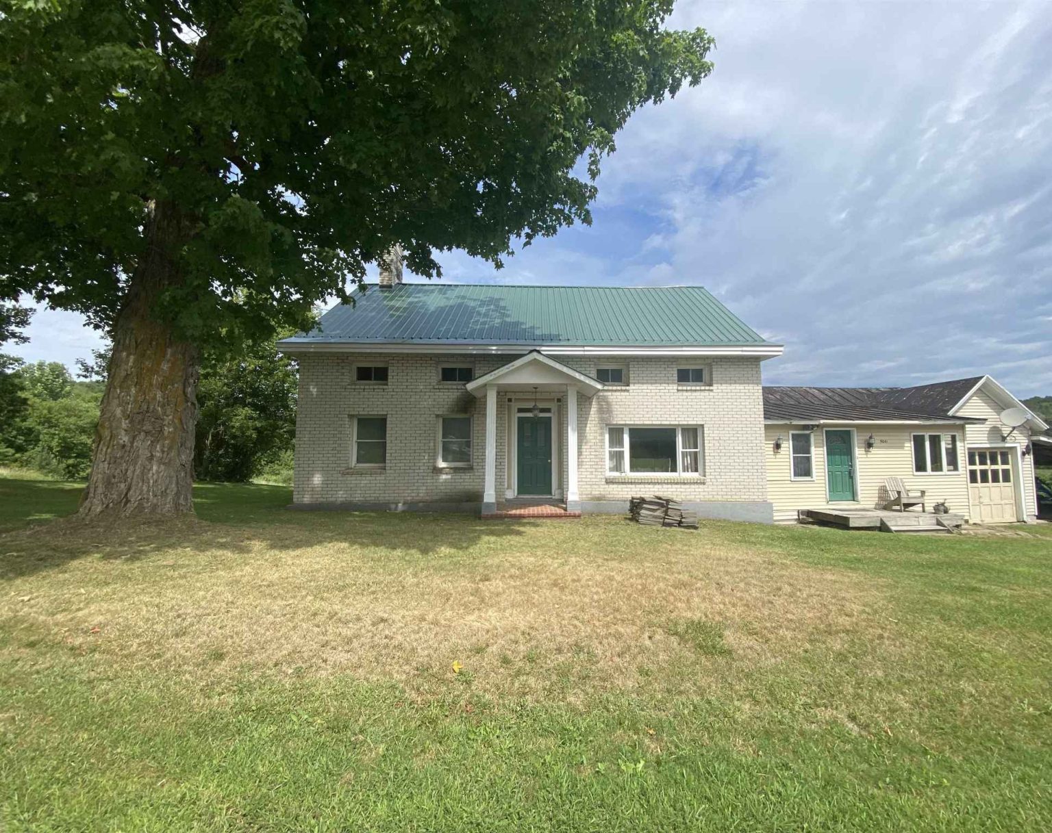 Circa 1820 Farmhouse For Sale W/Views And Garage on 2 Acres Sheldon, VT