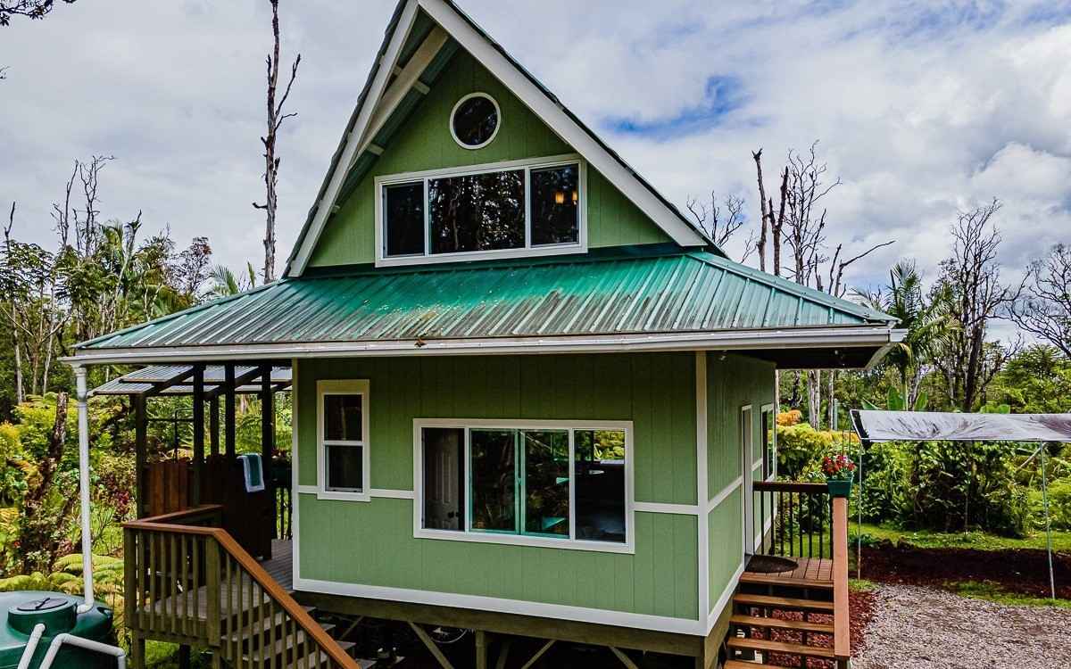 Circa 2021 OffGrid Cabin For Sale W/Cave on 3 Amazing Acres Mountain View, HI. 249,000