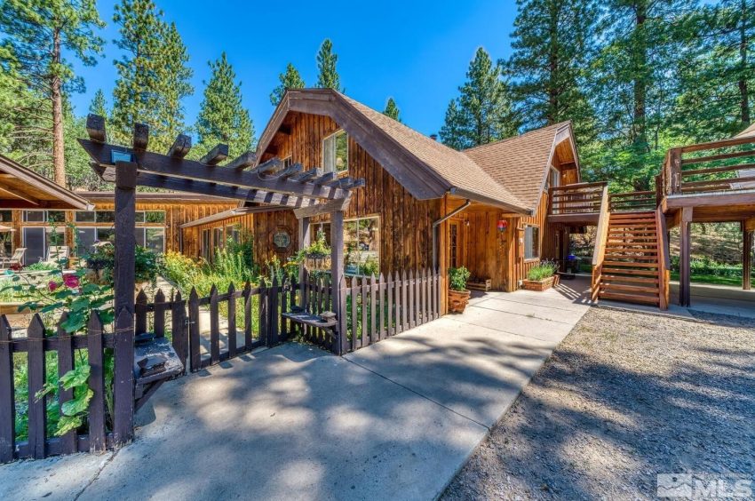 Cabin Home for sale
