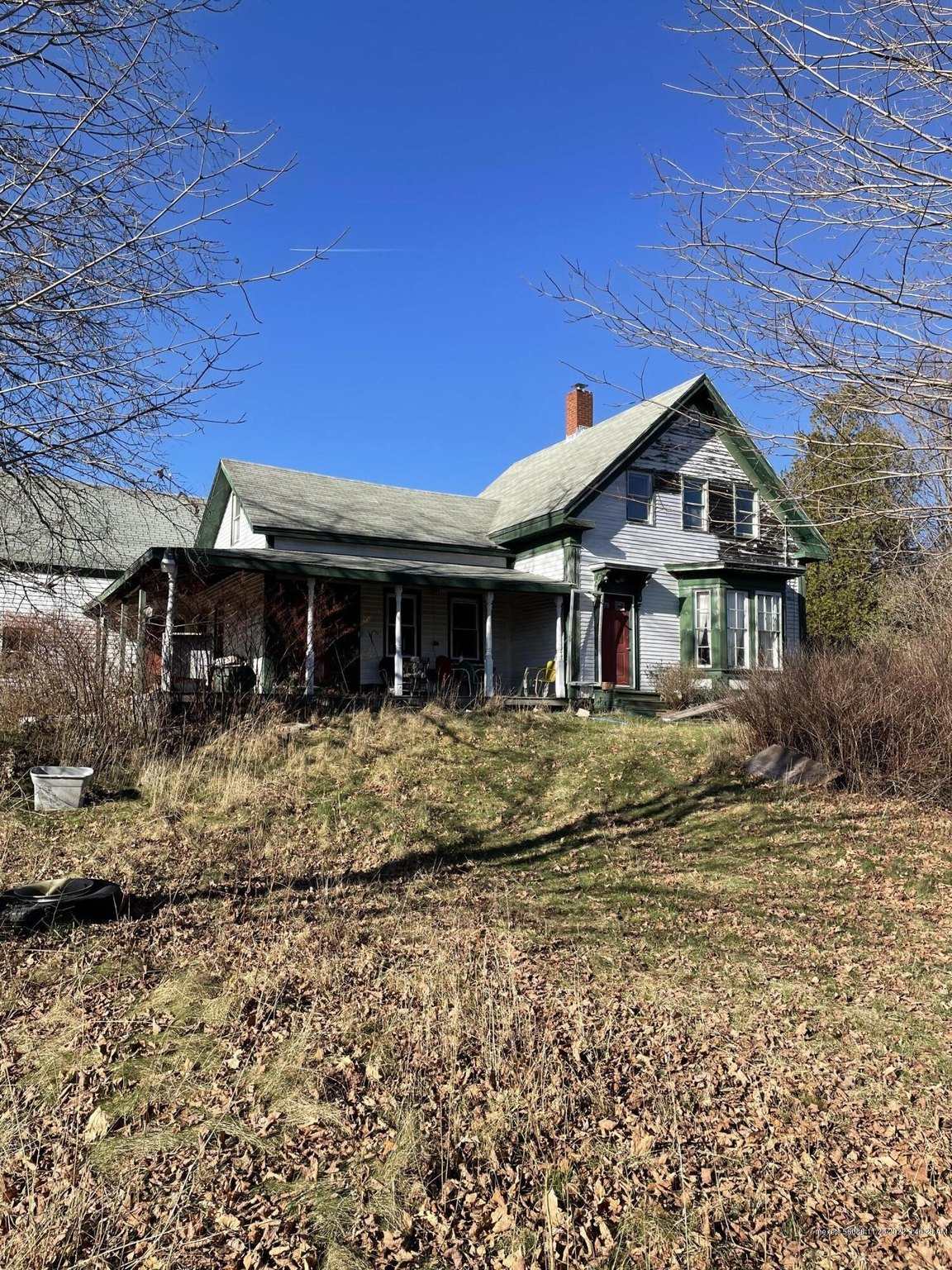 Circa 1780 FixerUpper Maine Farmhouse For Sale W/Garage on 2.5 Acres