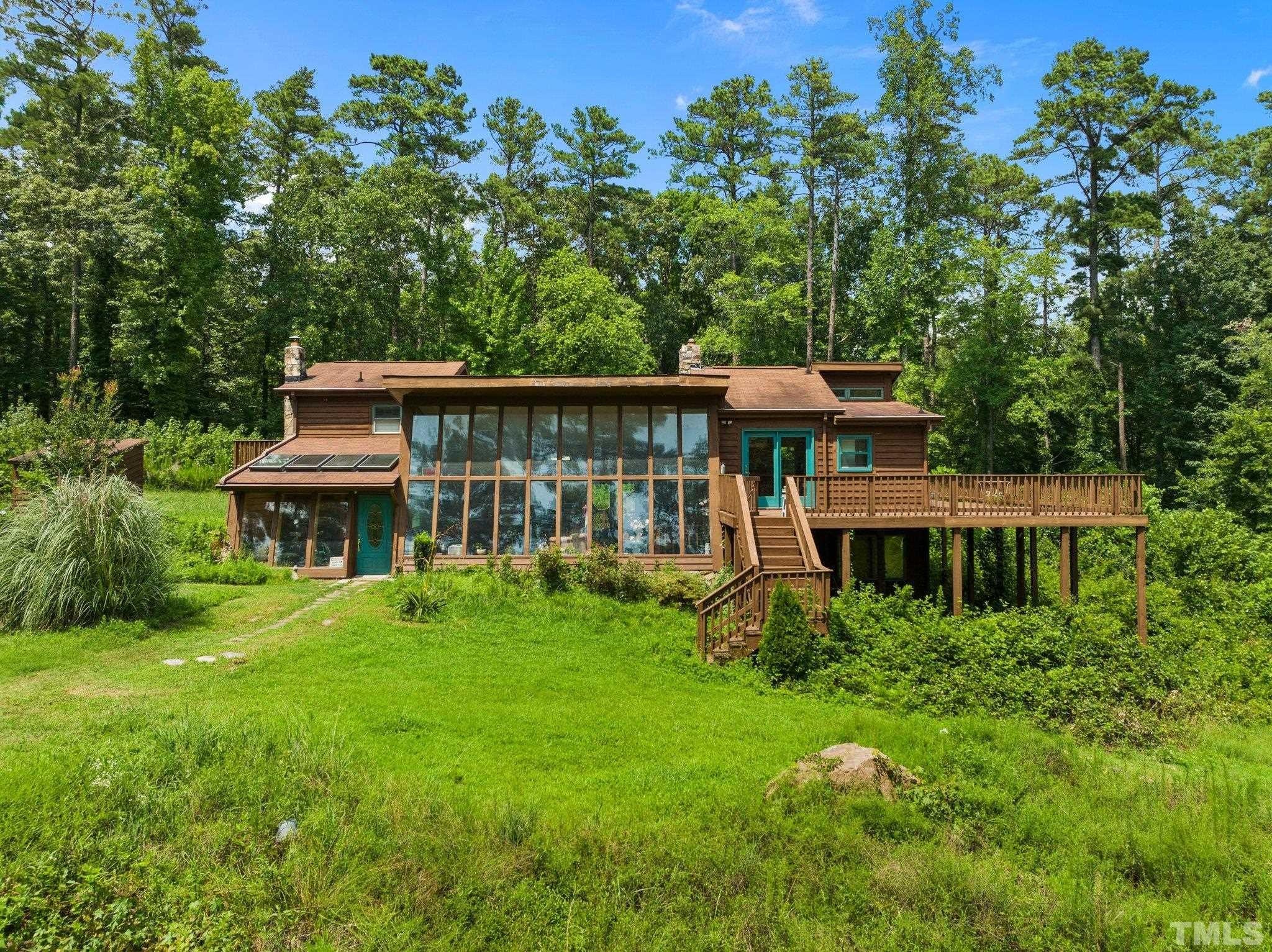 circa-1979-contemporary-country-home-for-sale-w-pond-on-3-acres-north