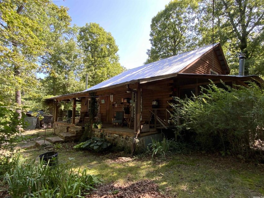 Log Cabin for sale