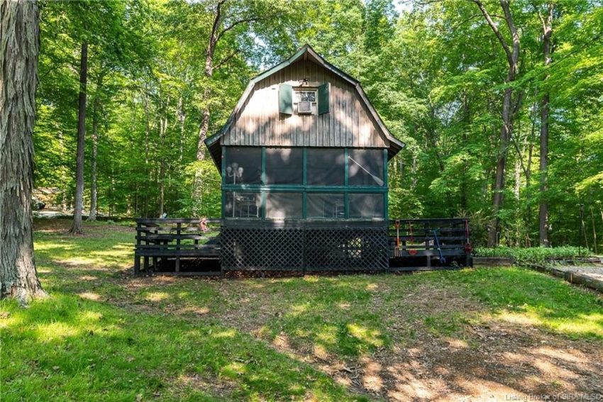 Cabin for sale