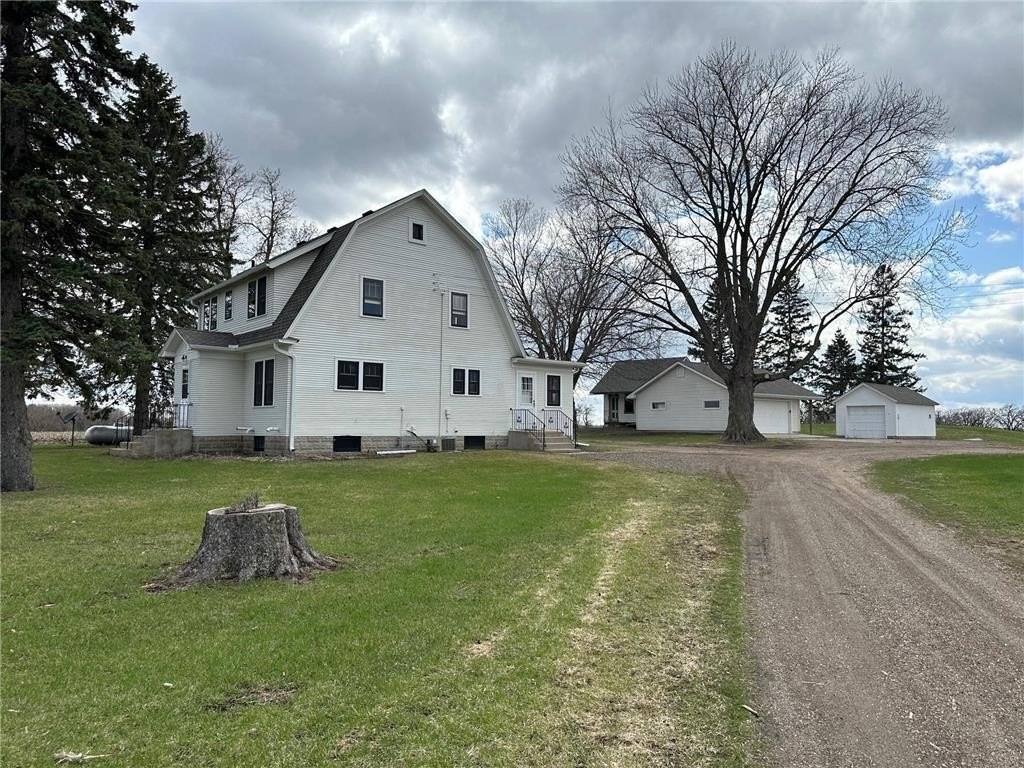 Circa 1936 Minnesota Hobby Farm For Sale on 3.5 Acres $579,900 ...