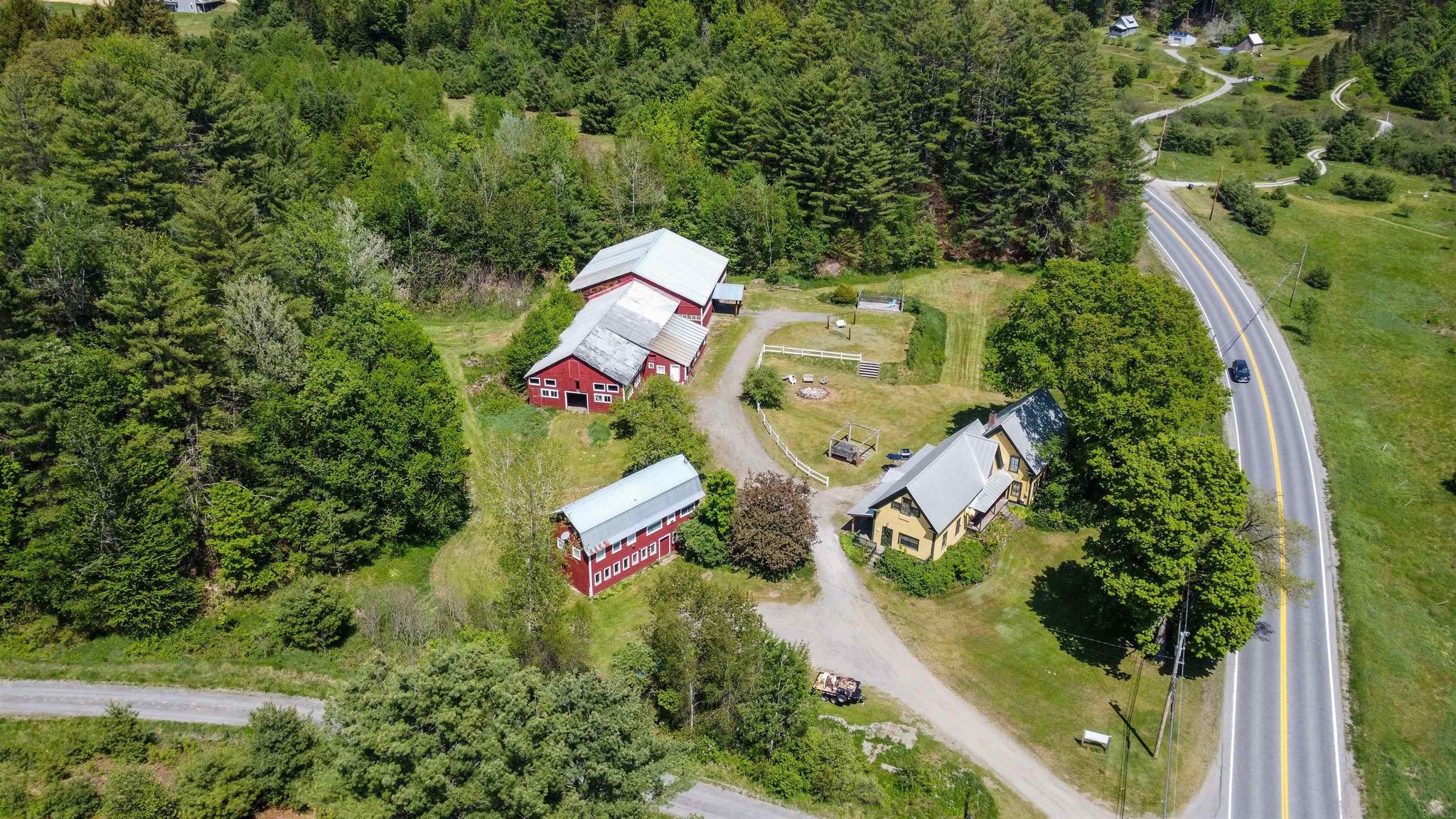 Circa 1850 Vermont Farmhouse For Sale W Cottage And Outbuildings On 12 circa-1850-vermont-farmhouse-for-sale-w-cottage-and-outbuildings-on-12