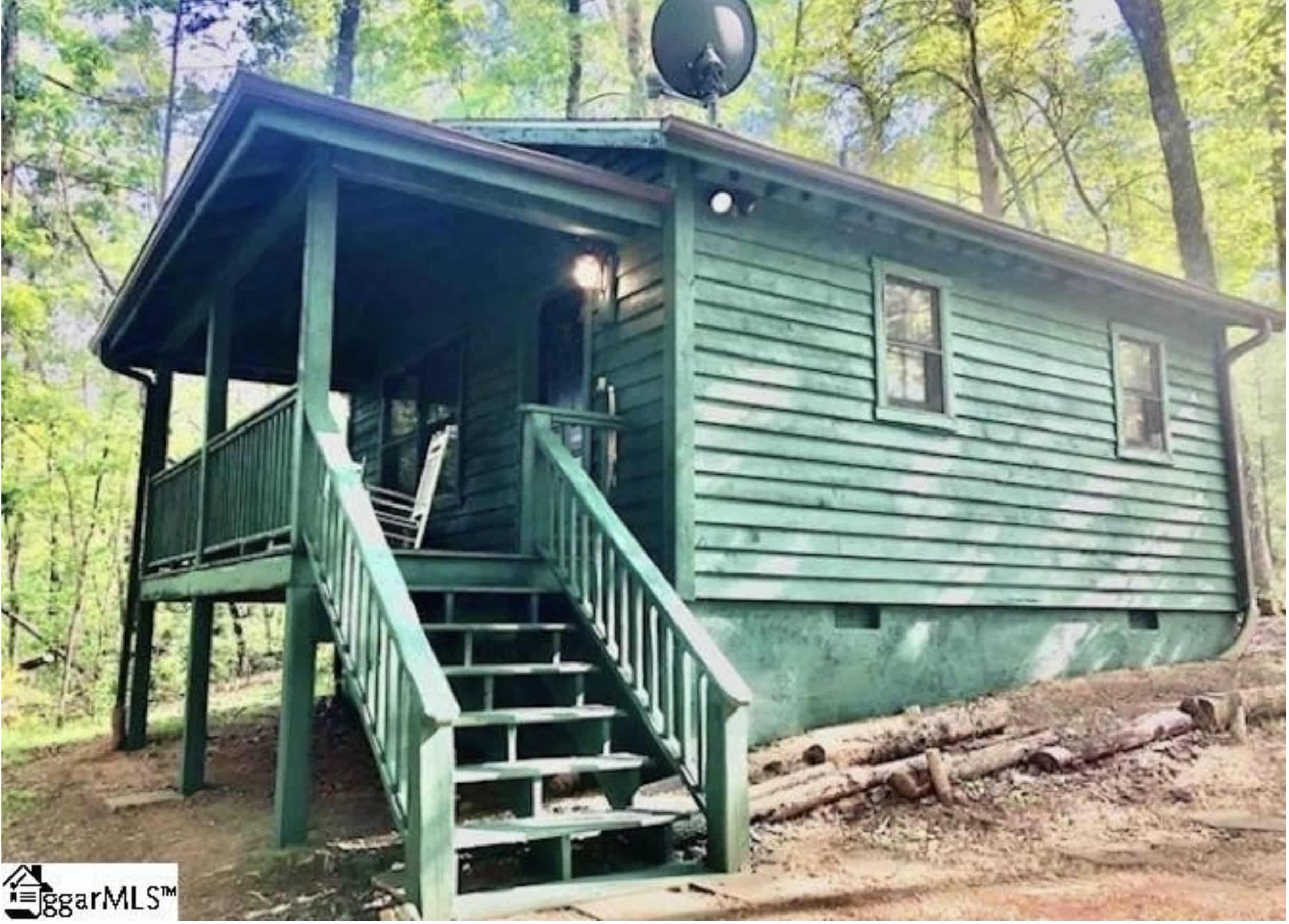 1994-cabin-for-sale-on-2-5-wooded-acres-south-carolina-259-000