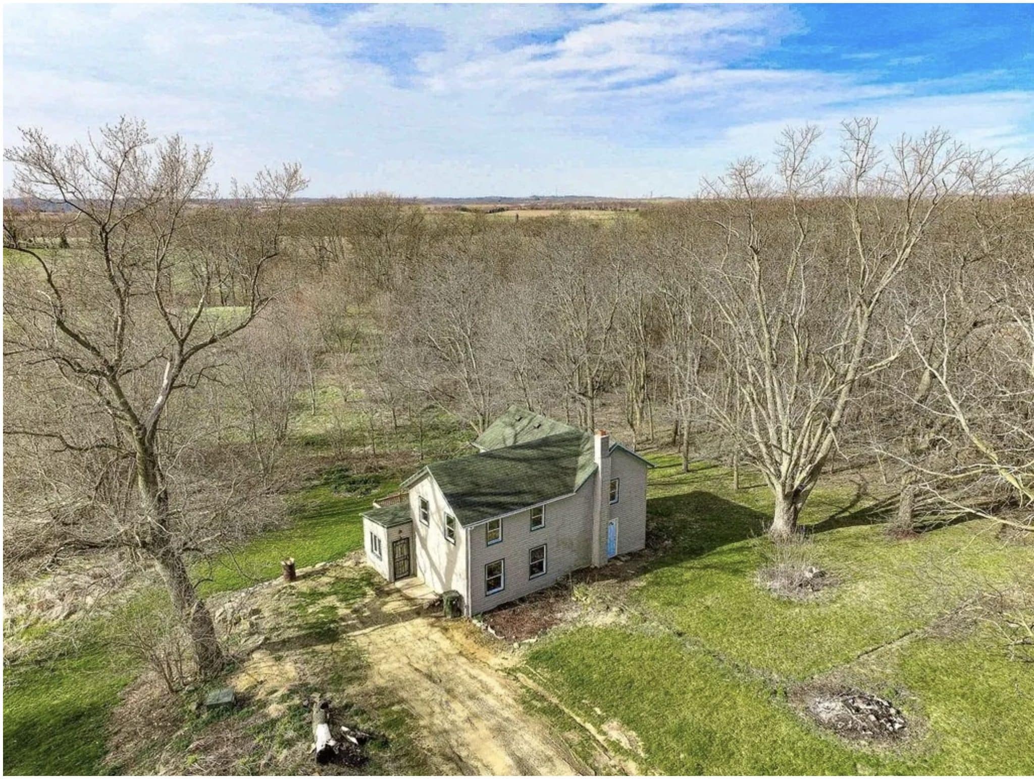 c.1920 Fixer Upper Farmhouse For Sale With Barns on 4.6 Acres Wisconsin ...