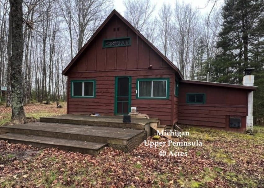 Upper Peninsula cabin for sale