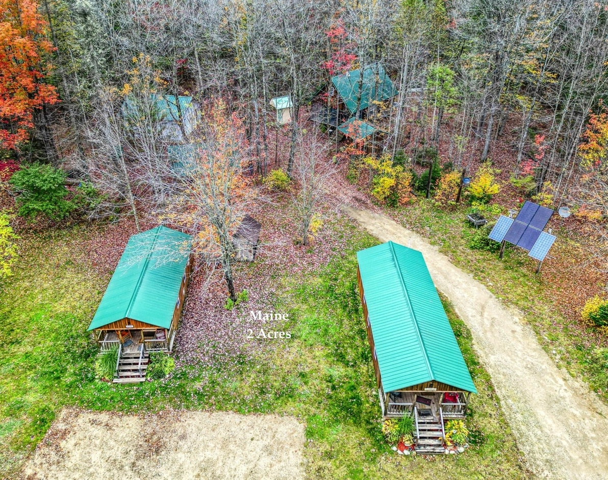 3 Furnished Off-Grid Cabins for Sale on 2 Maine Acres $499,000 ...