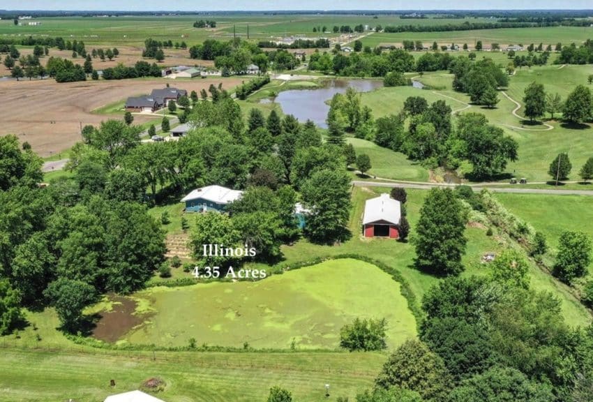 Illinois hobby farm for sale