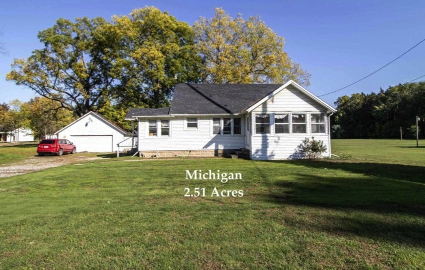 Michigan country house for sale