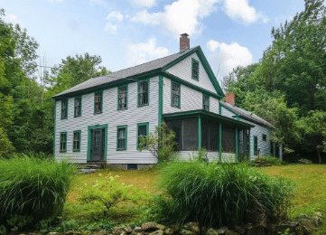 New Hampshire colonial for sale