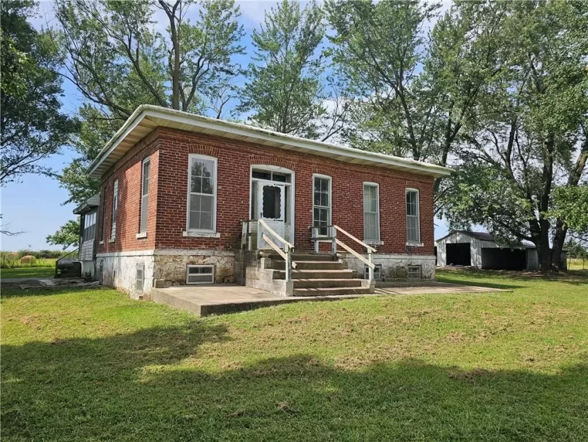 missouri brick home