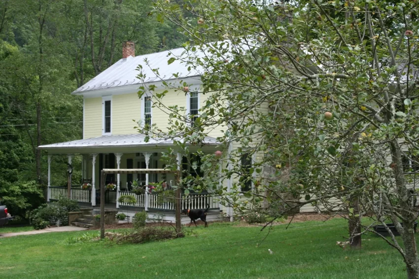 virginia farmhouse