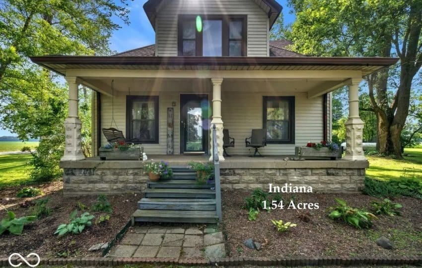 Indiana country house for sale