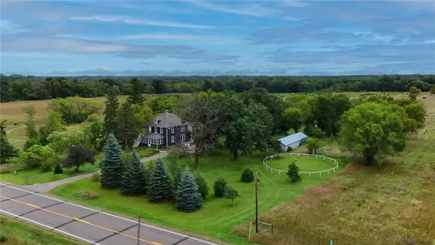 minnesota farmhouse for sale