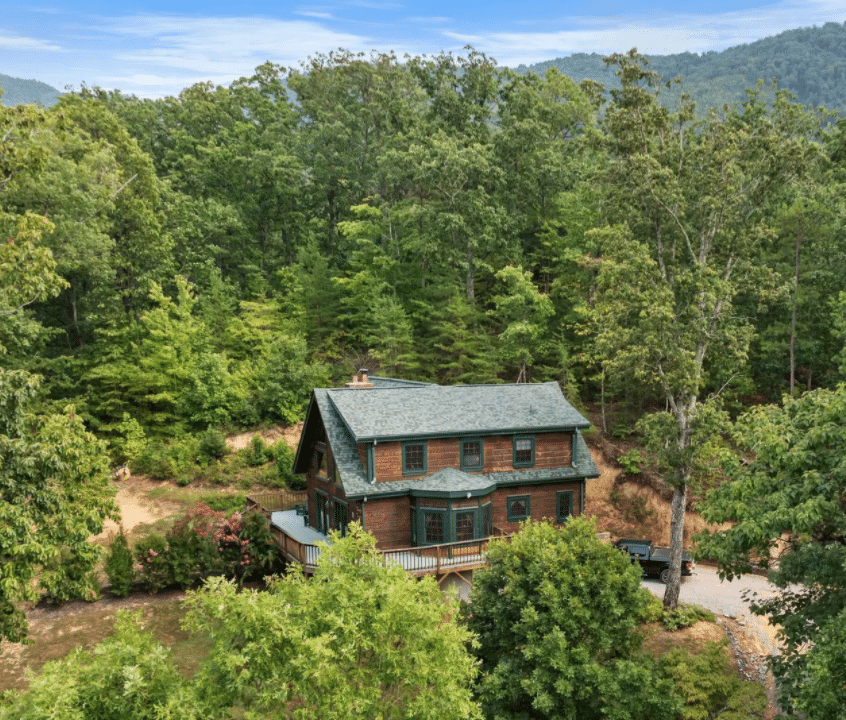 custom built log cabin