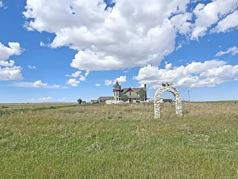 Wyoming victorian for sale