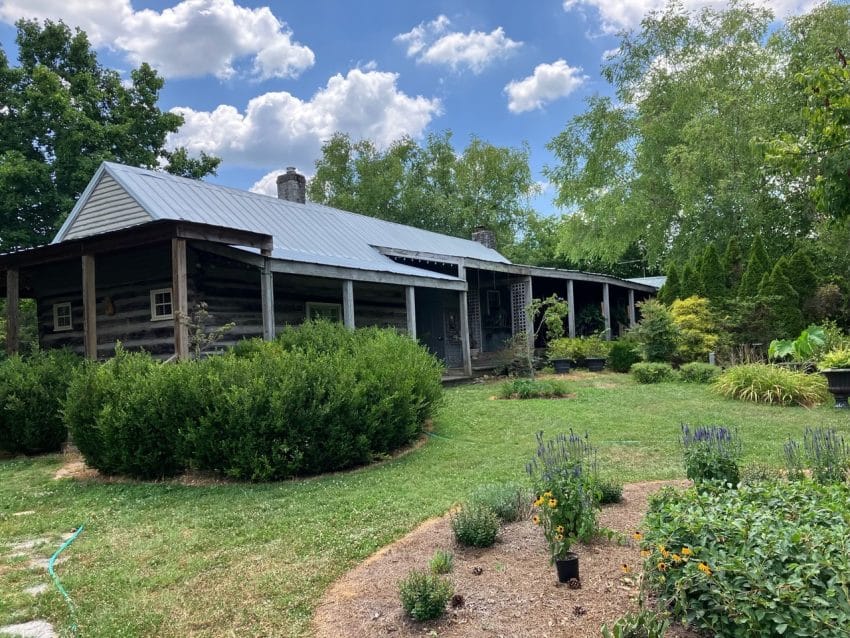 Tennessee log cabin for sale