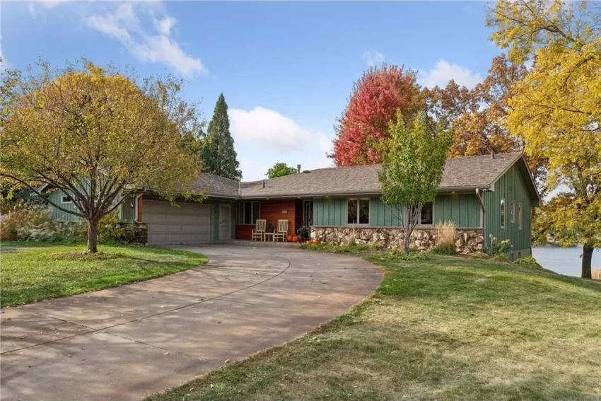 minnesota waterfront home for sale