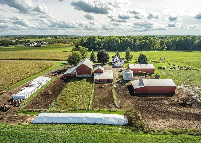 New York farmhouse for sale