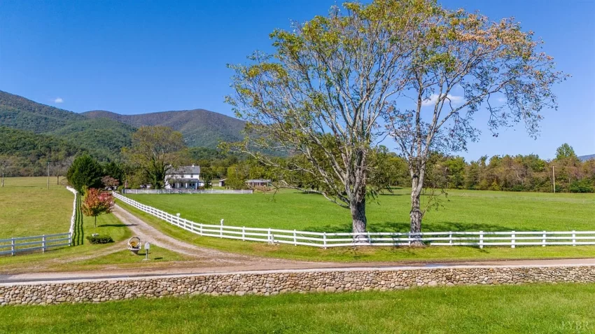 virginia farmhouse for sale