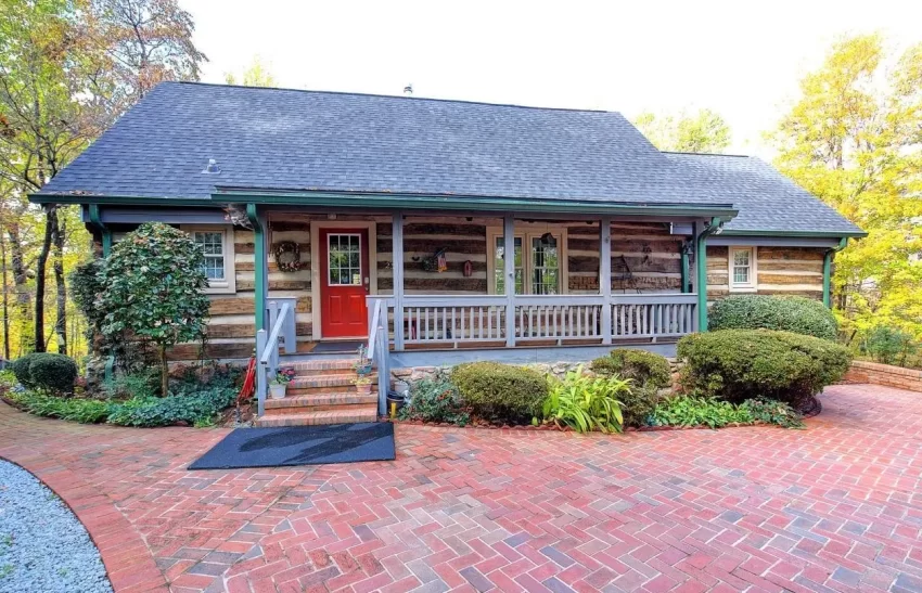 South Carolina log home