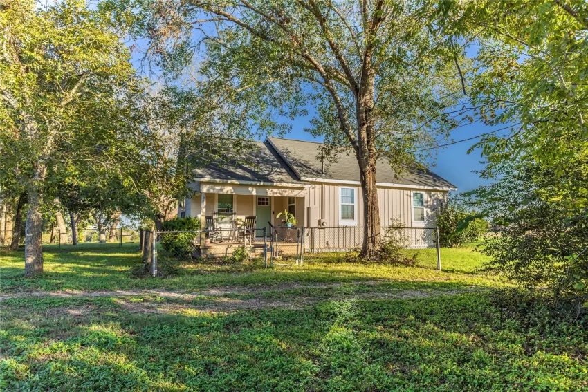 texas farmhouse for sale