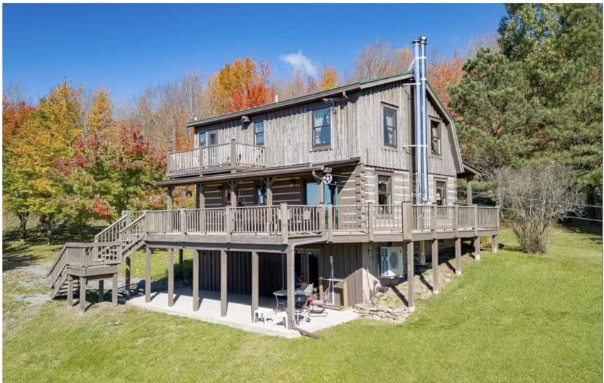 Pennsylvania Log Home For Sale