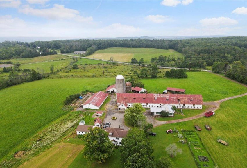 pennsylvania farmhouse for sale