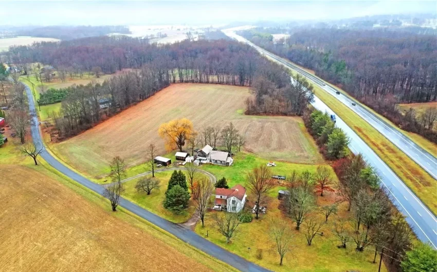 ohio fixer upper farmhouse