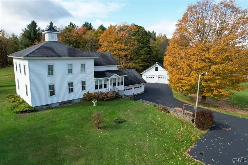 New York farmhouse