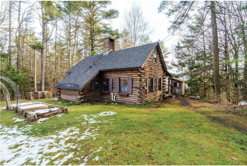 Vermont Log Cabin