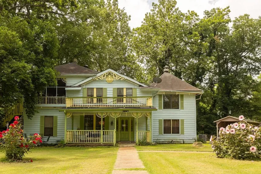 arkansas farmhouse for sale