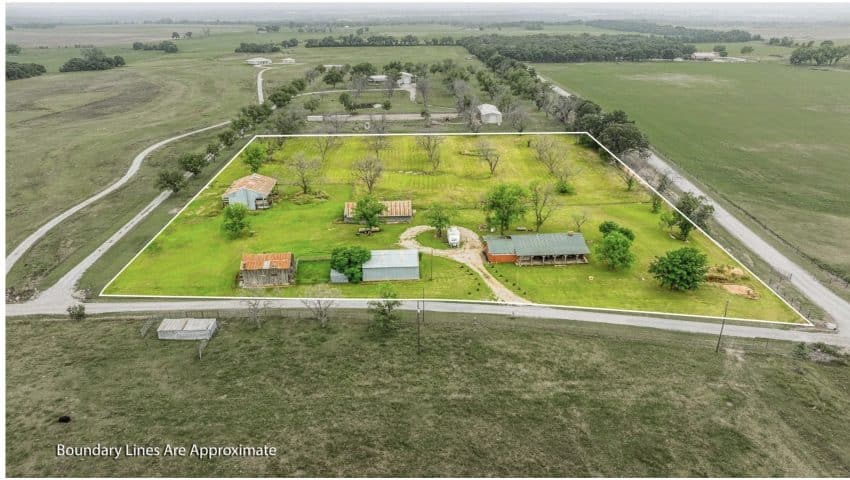 Texas Ranch Farmhouse