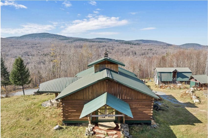 Rustic New Hampshire Log Home