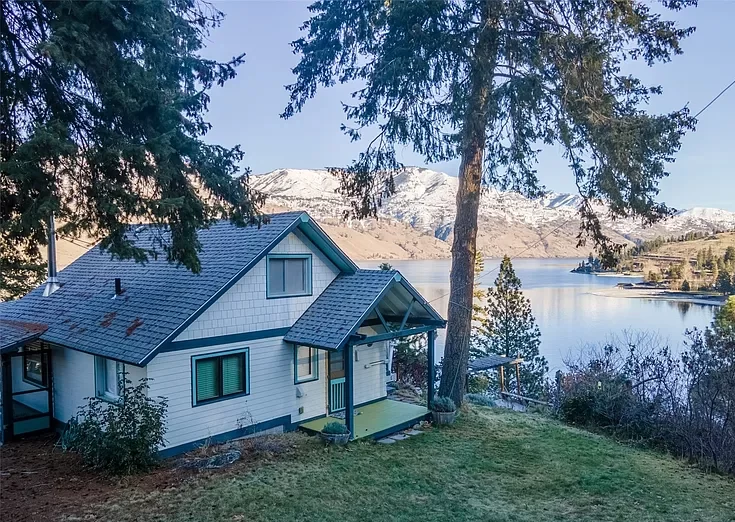 Washington lakefront home