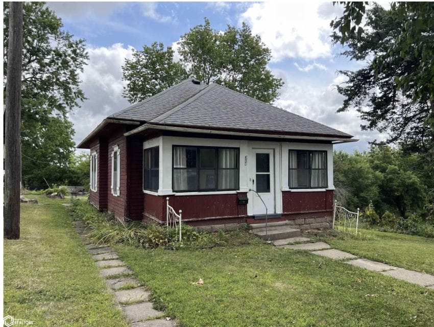 Iowa Farmhouse