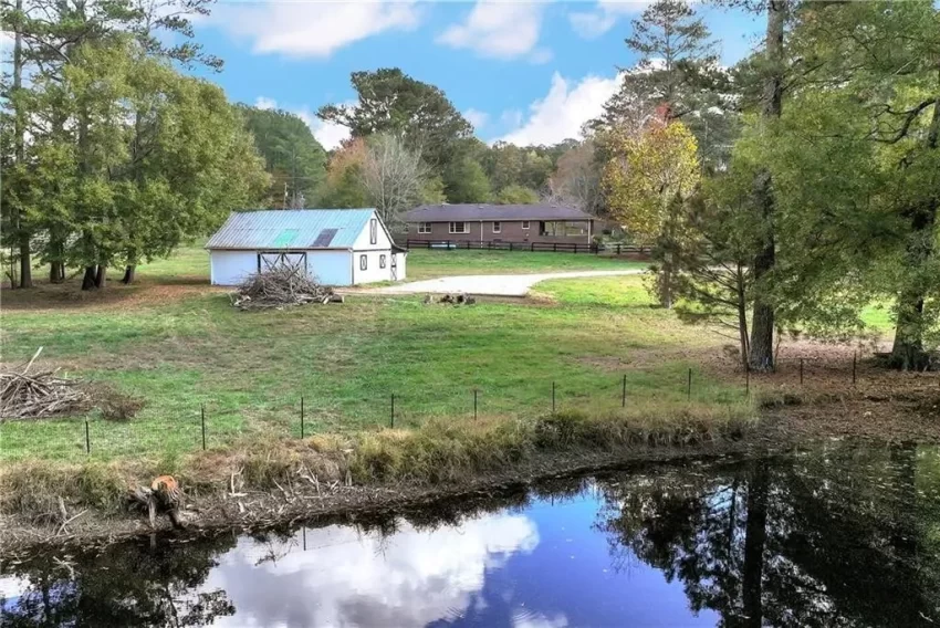 Renovated Georgia ranch